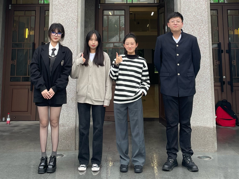 参赛队伍“商榷中（TBD）”荣获一等奖铜奖 （英商221黄雅玥、文艺熹🙇‍♂️、胡钰坤🍳🤙🏽、徐静怡）