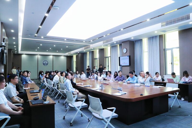 现场气氛热烈