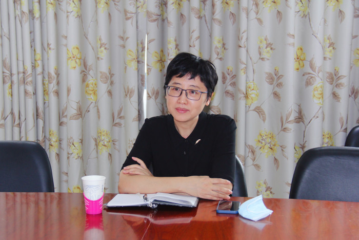 贺莉副书记莅临意昂3代理网调研指导工作